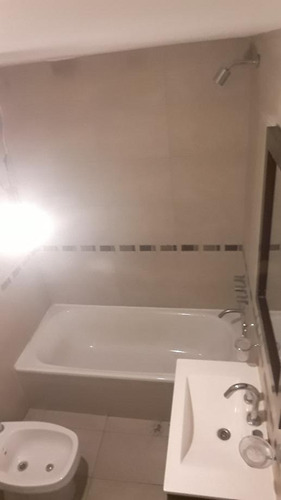Imagen 5 de 5 de Monoambiente En Venta En Moron Sur