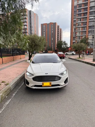 Ford Fusion Híbrido