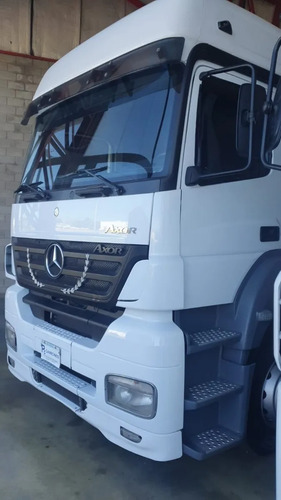 Imagen 9 de 15 de Mercedes Benz Axor 2040 2012 4x2 (con Dormitorio)