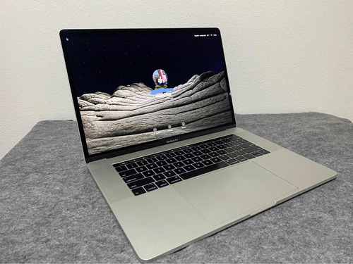 Macbook Pro 15 2018 16gb Ram 512gb Ssd Touchbar Y Touch Id