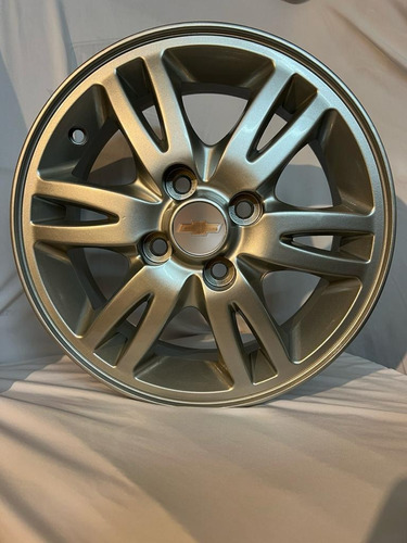 Llanta Chevrolet Sail Original Reformada R14 4x100