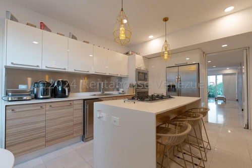 Confortable Apartamento En Venta En El Contry Club