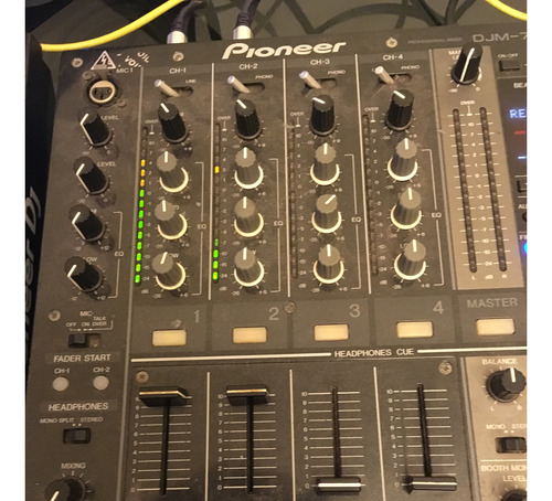 Pioneer Djm 700 Mixer 4 Canales Dj Profesional Efectos Mic