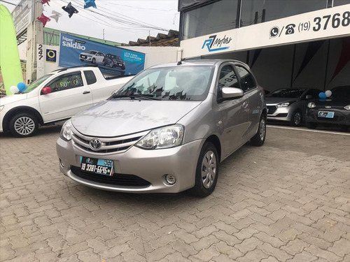 Etios 1.5 Xs 16v Flex 4p Automático