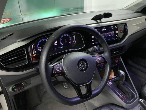 Volkswagen Polo 1.0 200 Tsi Highline Automático