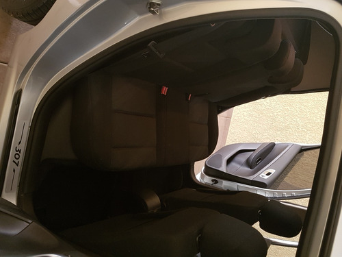 Peugeot 307 1.6 Presence Pack 16v Flex 4p Manual