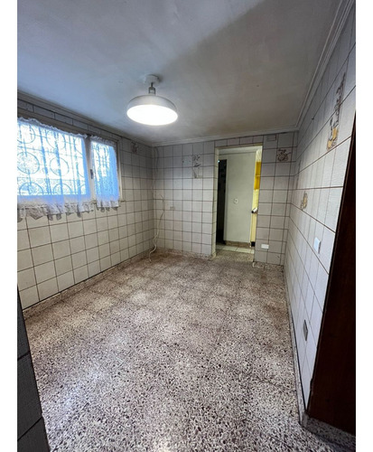 Clp $495.000.000 Casa 4d + 2b + Servicios. Plaza Ñuñoa. Call