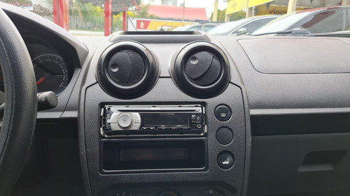 Imagem 8 de 10 de Ford Fiesta Fiesta Se 1.0 8v Flex 5p Flex Manual