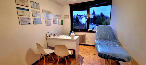 Imagen 2 de 8 de Venta De Oficina 2 Dormitorios Céntrica, San Carlos De Baril