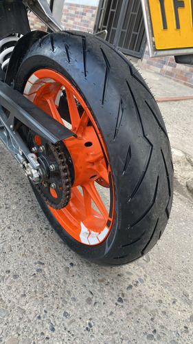 Cubierta 100/80-17 Tl Pirelli Diablo Rosso Sport