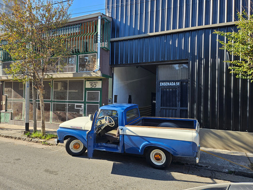 F-100 V8