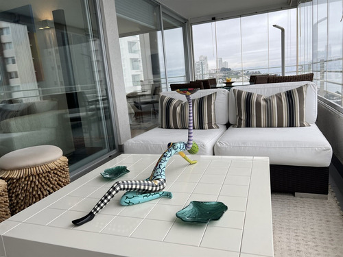 Departamento En Venta De 4 Dorm. En Viña Del Mar
