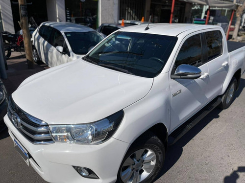 Imagen 1 de 12 de Toyota Hilux Srv 4x2 2.8tdi D/cab Mt Mod. 2017