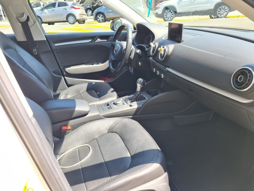 Imagem 7 de 9 de Audi A3 Attraction 1.4