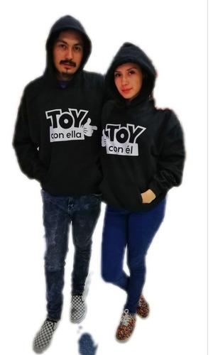 Busos Toy Con Ella Toy Con Él Pareja