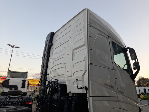 Volvo Fh 460 6x2 2019/2019 Globetrotter Trucado
