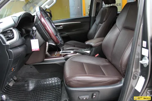 Toyota Fortuner 2.7 SRV