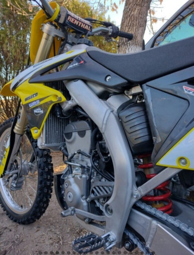 Imagen 11 de 14 de Suzuki Rmz 250 2016
