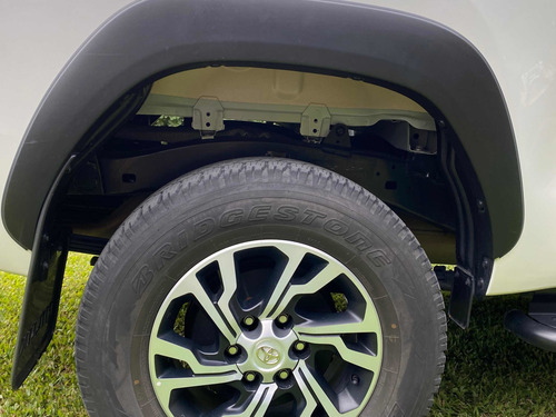 Toyota Hilux Gr 2 V6 4x4 T/a