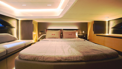 Lancha Nx44 Design By Pininfarina Configuração Completíssima