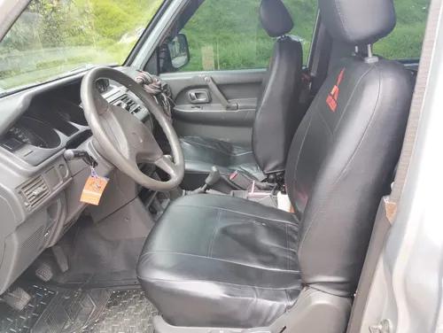 Mitsubishi Montero 2.4 V6
