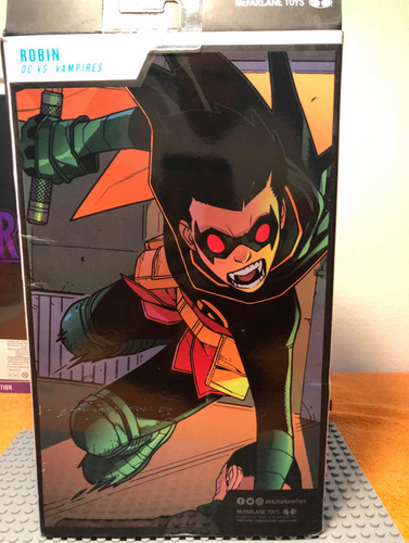 Dc Multiverse Robin Dc Vs Vampires Mcfarlane (Usado)