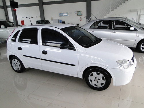 Marca: Chevrolet Modelo: Corsa Hatch