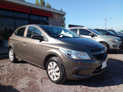 Imagen 4 de 13 de Chevrolet 2013 Onix 1.4 Lt