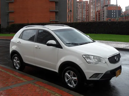 Ssangyong Korando C 2.0 4x4 Diésel Mec. Full E.