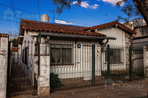 Casa Ph 3 Ambientes En Venta - Moreno Centro