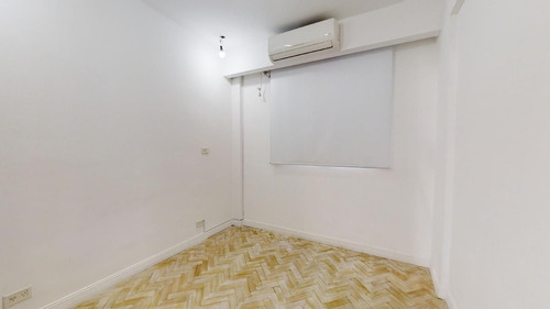 Venta De Departamento De 2 Ambientes Zona Botánico