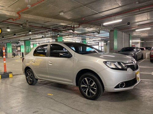 Imagen 3 de 25 de Renault Logan
