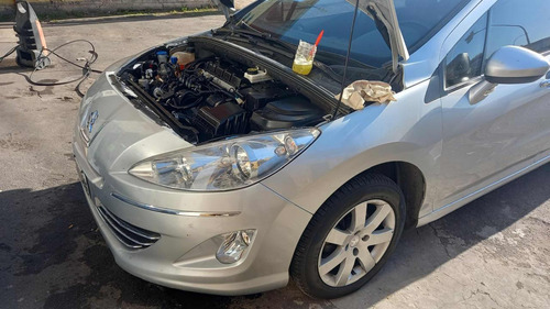 Peugeot 408 2.0 Allure Nav 143cv