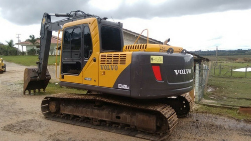 Escavadeira Volvo Ec140 Ano 2014 ( Transf. Dívida )