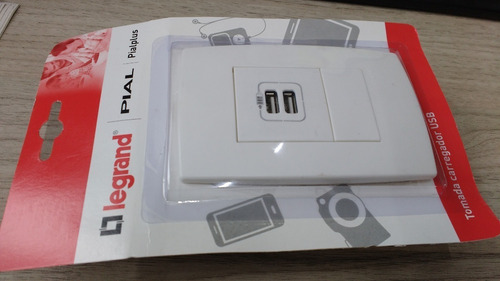Imagem 2 de 3 de Pialplus 615089 Tomada Dupla Usb