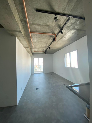 Imagem 9 de 12 de Sala Comercial A 50 Metros Do Metro Sao Joaquim, Pacote R$ 3.500,00 - L-1582