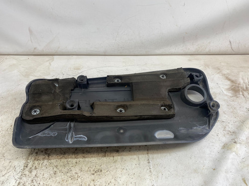 Embellecedor Motor Dodge Dart 2.4 Std Mod 13-16 (Usado)