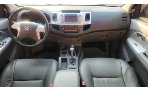 Toyota Hilux 3.0 SRV 4X4 CD 16V TURBO INTERCOOLER DIESEL 4P AUTOMÁTICO