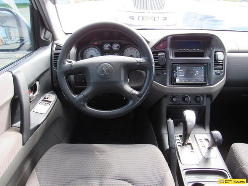Imagen 11 de 13 de Mitsubishi Montero Hard Top 2005
