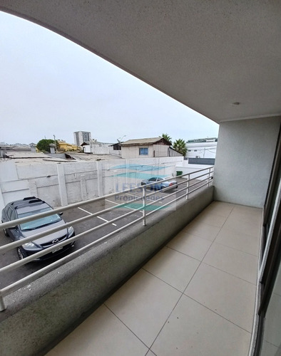 Coquimbo- Depto En Arriendo 1d/1b Con Estacionamiento