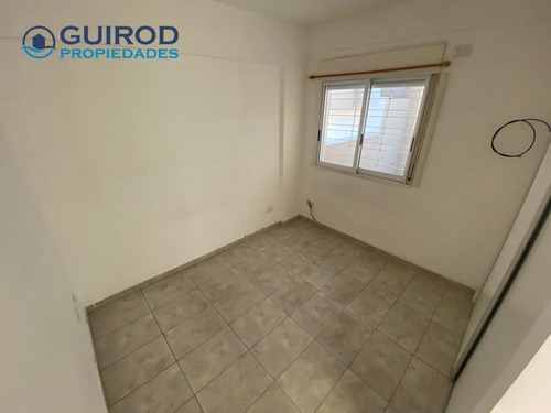 Imagen 11 de 14 de Bajo De Precio! Hermoso 2 Ambientes Con Balcon En Saenz Peña - 5 Años