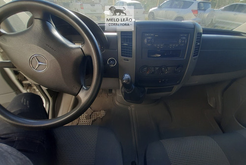 Imagem 7 de 15 de Sprinter 311cdi Street Furgão - Ano 2014