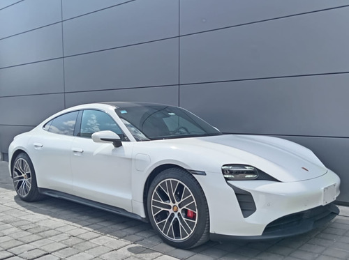 Porsche Taycan Gts 590hp