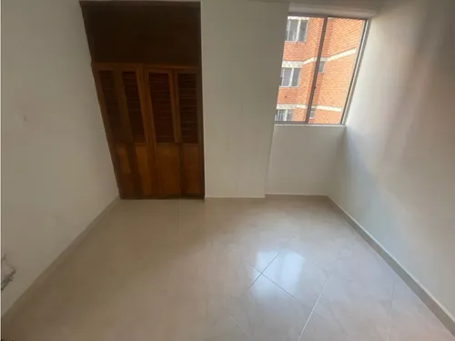 Venta Apartamento Para Inversión Parte Baja Los Bernal, Medellin