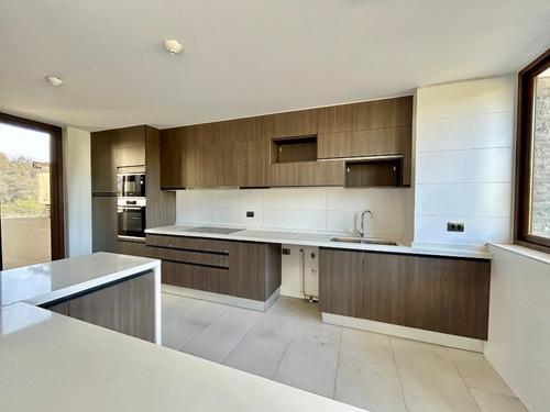 Disponibilidad Inmediata / 3d+ Sala Estar + Jacuzzi