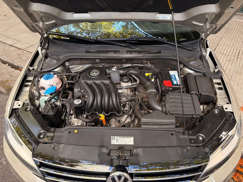 Volkswagen Vento 2.0 Advance 115cv Summer Package