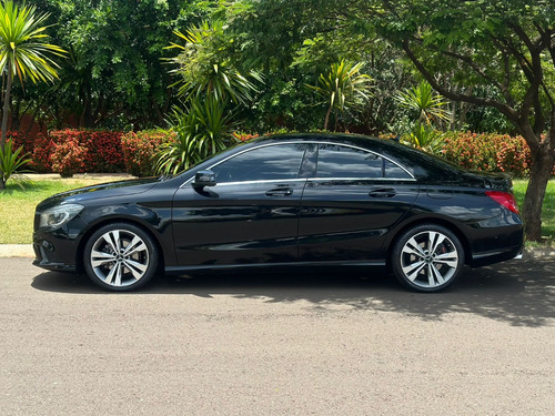 Mercedes-Benz Classe Cla 1.6 Vision Turbo Flex 4p