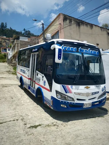 Bus Chevrolet Nkr 2022