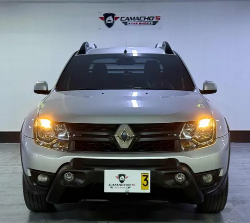 Renault Oroch 2.0 intens 4x4 mecanica (financiamiento) 1 dueño