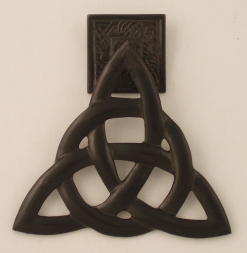 Irlands Latn Trinity Knot Puerta Aldaba De Bronce Antiguo)